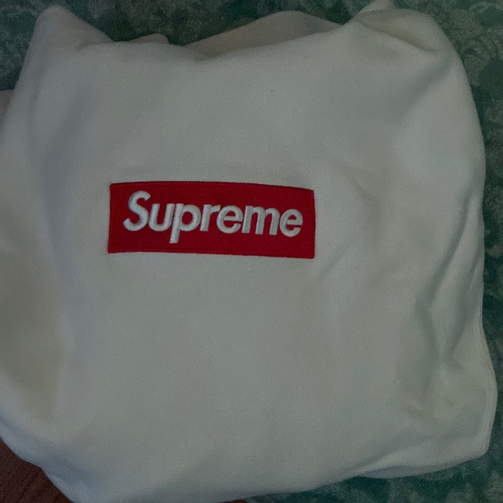 Supreme Hoodie (2016)